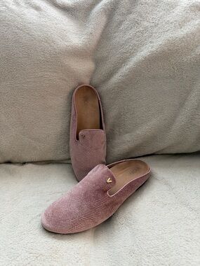 Vionic Mauve Textured Slip-On Mule